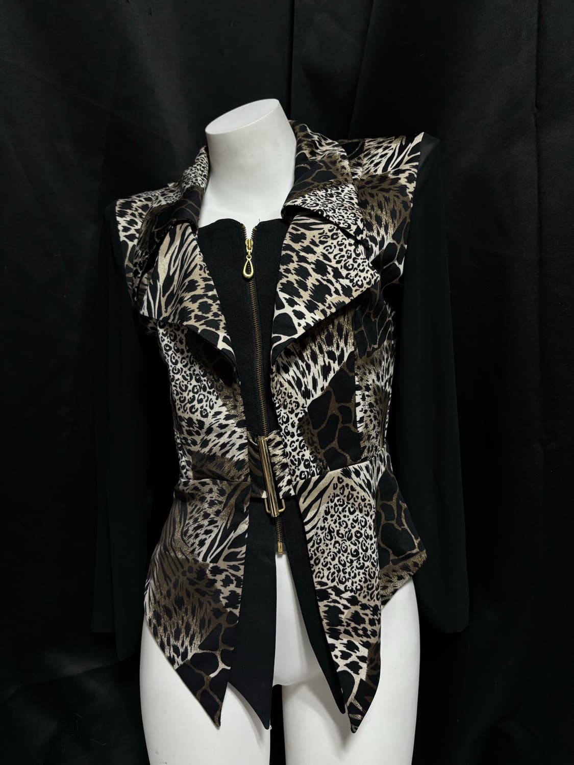 “Unknown” 00’s Design Leopard Detail 상품이미지3