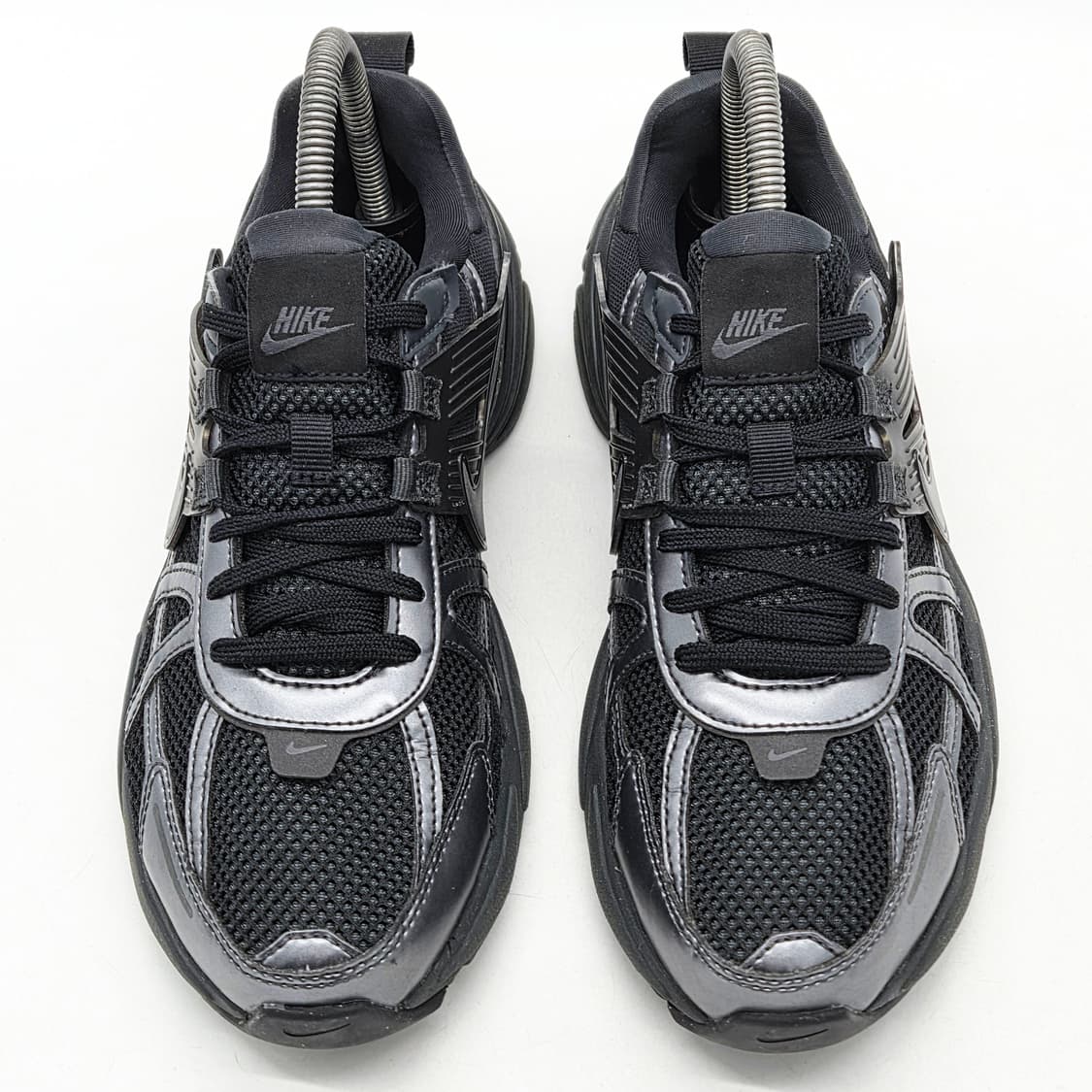  나이키 V2K 런 블랙 앤트러사이트 (255) 상품이미지4