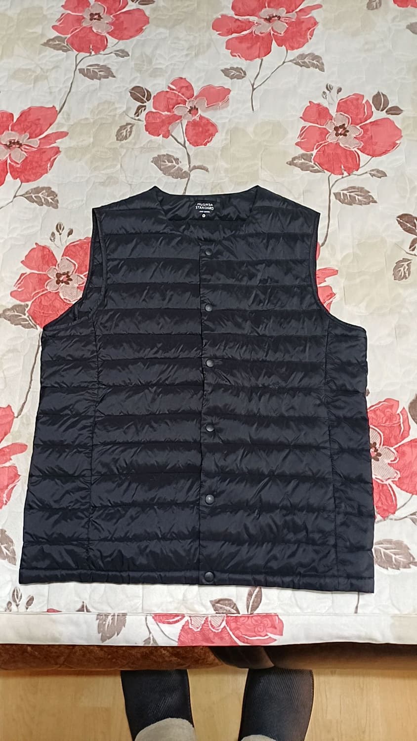 무신사 오리털경량조끼 95 가슴52 기장65 상품이미지1