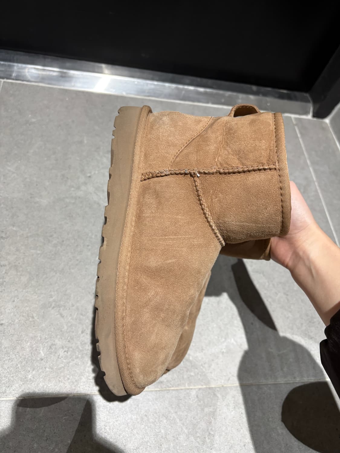 어그 ugg 클래식미니 체스트넛 240 상품이미지4