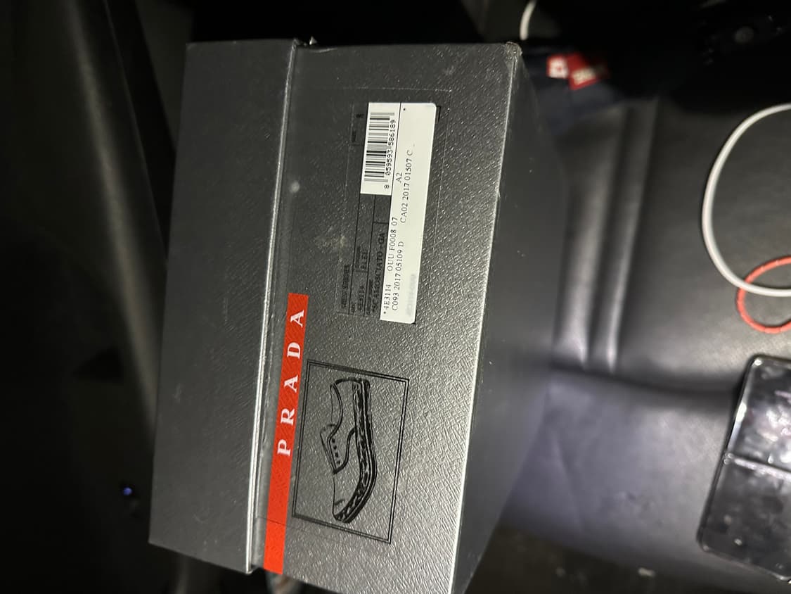 정품 프라다 운동화 1회 착용  상품이미지4