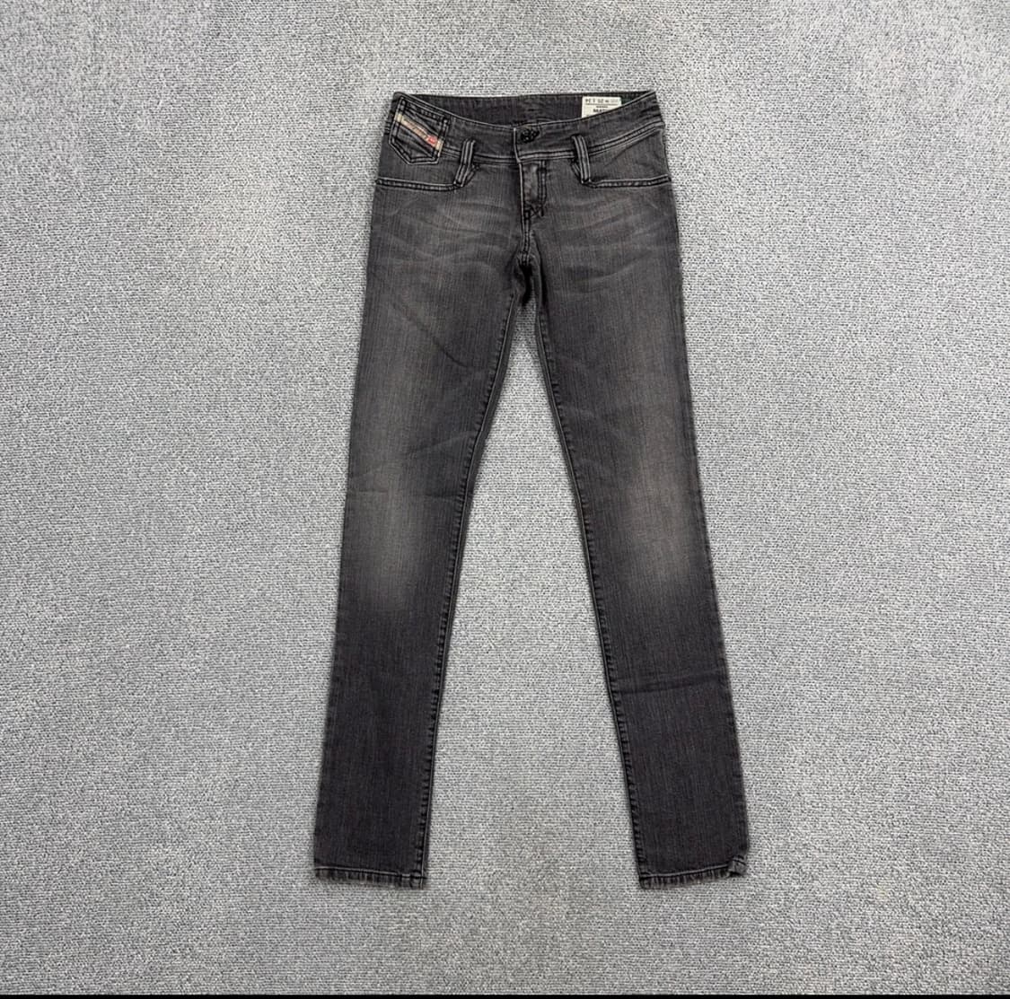 디젤 로우라이즈 스터드 스키니 진 상품이미지1