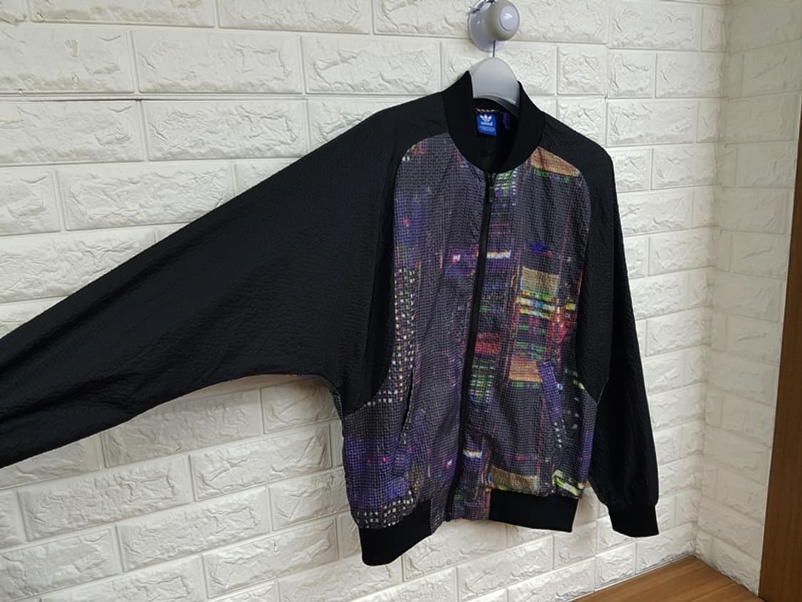 아디다스 바람막이 점퍼 여성M 66 자켓 상품이미지2