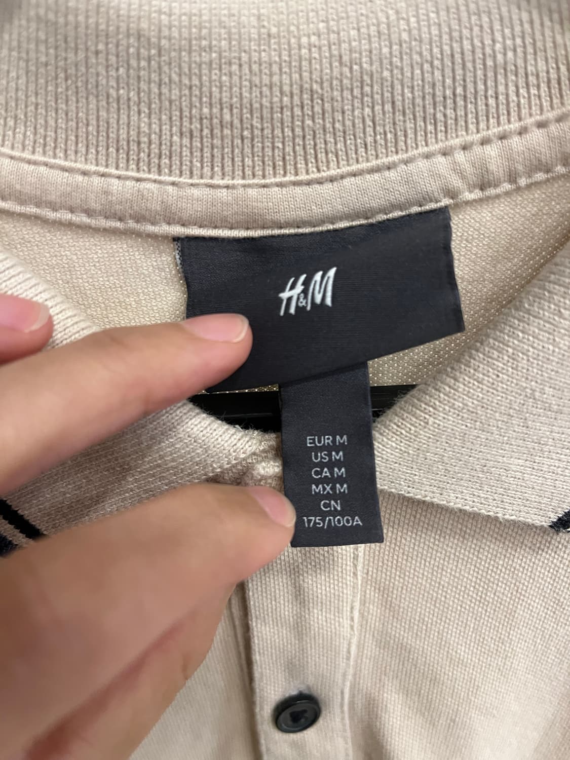 H&M 반팔 카라 티셔츠 상품이미지3