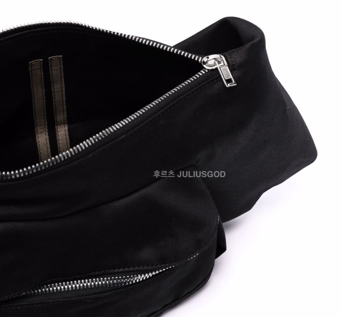 [정품 / 새제품] RICK OWENS 릭오웬스 반다나 크로스백 범백 상품이미지5