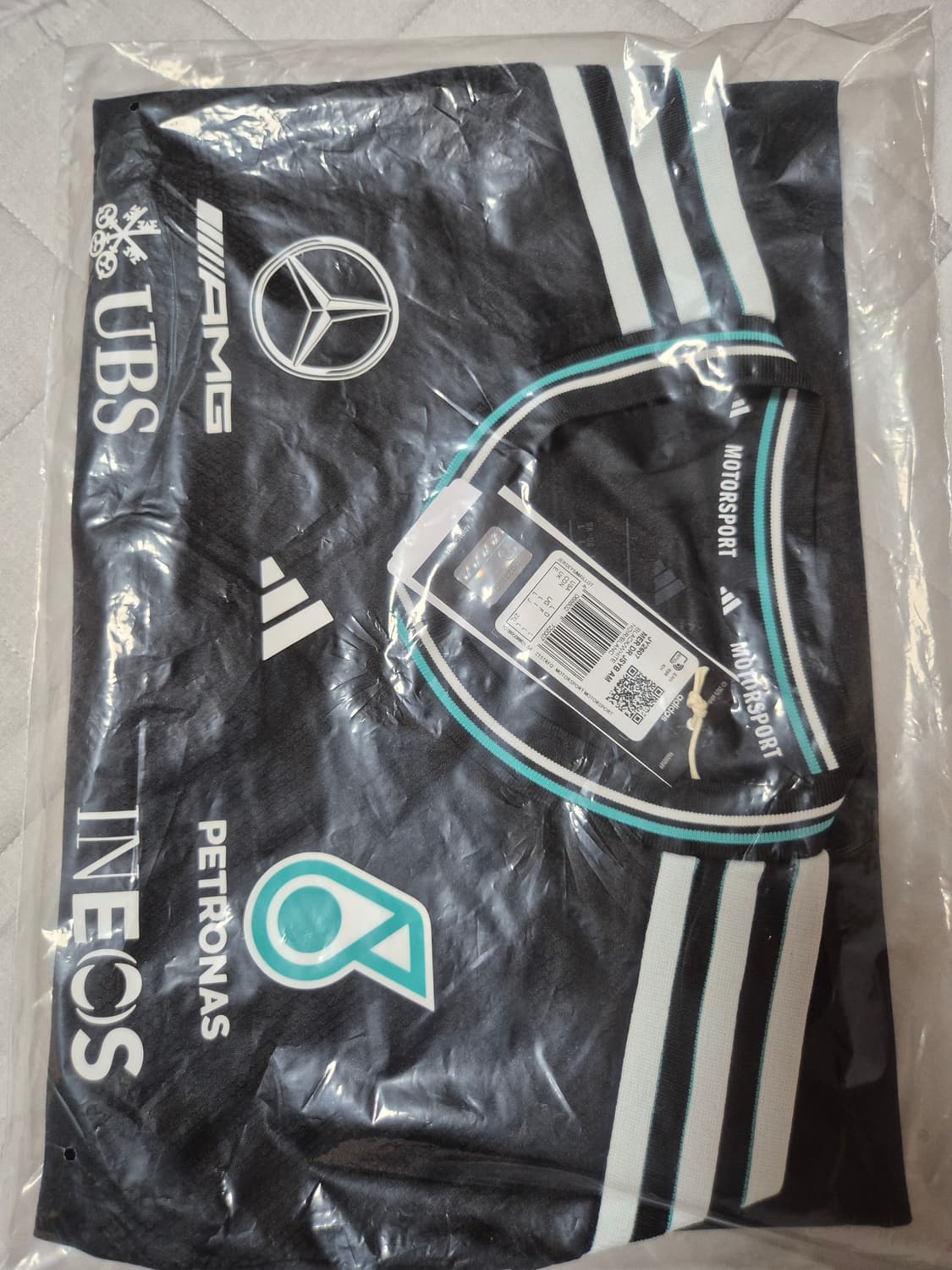 아디다스 메르세데스 AMG F1 반팔 티셔츠 블랙 상품이미지1