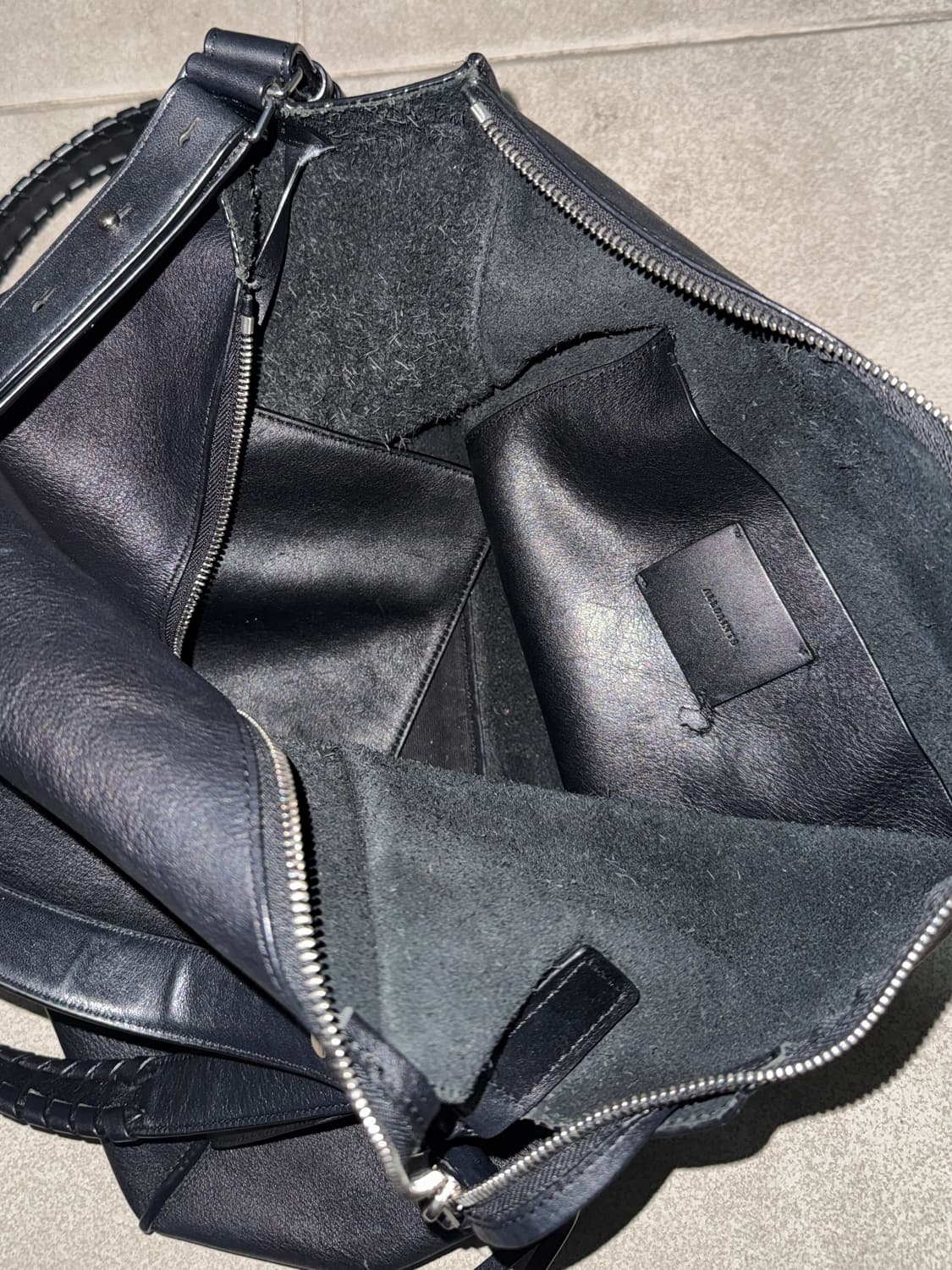 올세인츠 레더 숄더백 상품이미지5