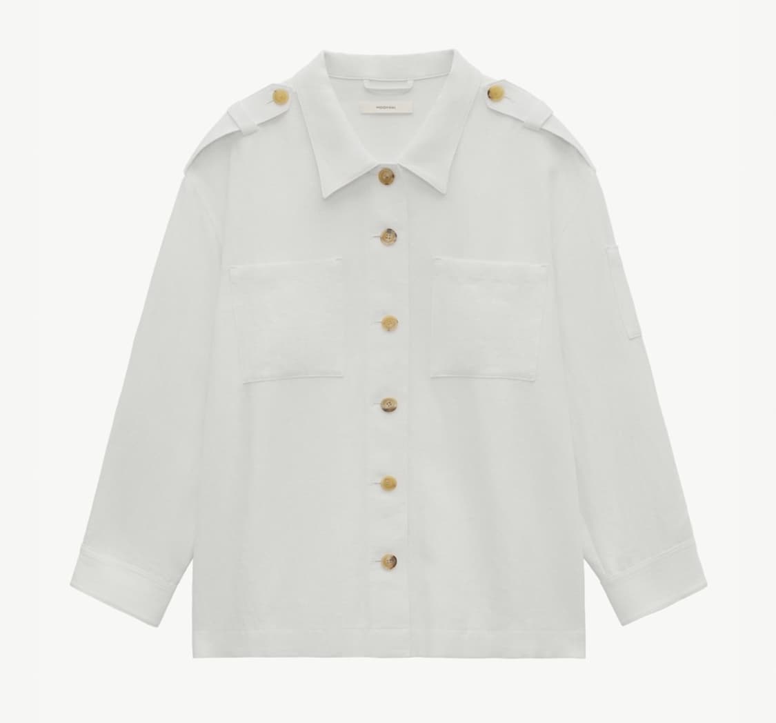 문달 셔츠 Epaulet Shirt in White 상품이미지3