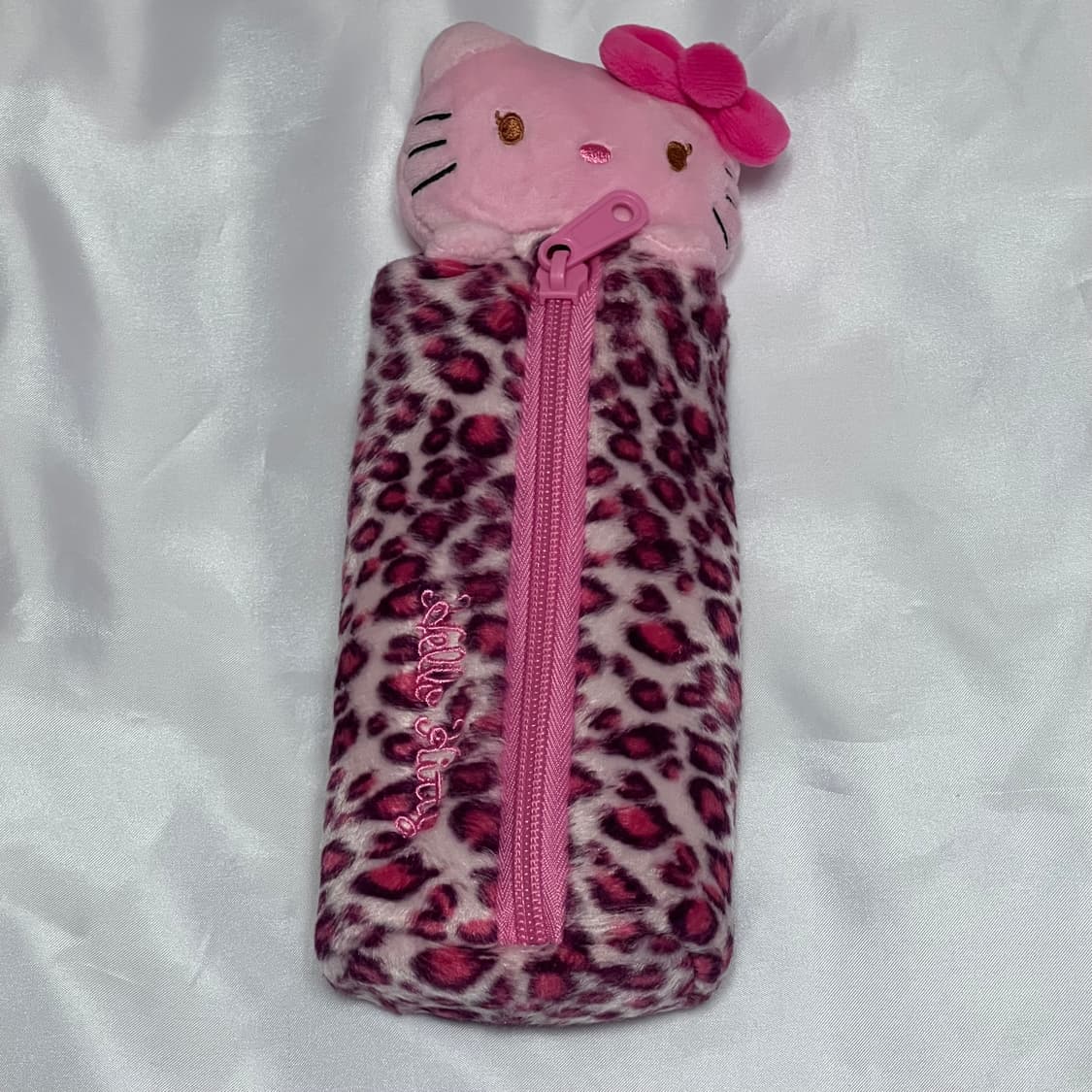 [새상품] 일본 정품 키티 갸루 핑크 키치 레오파드 펜케이스 상품이미지2