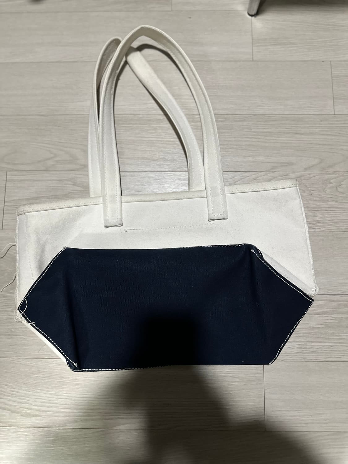 컬렉트피시스 토트백 상품이미지2