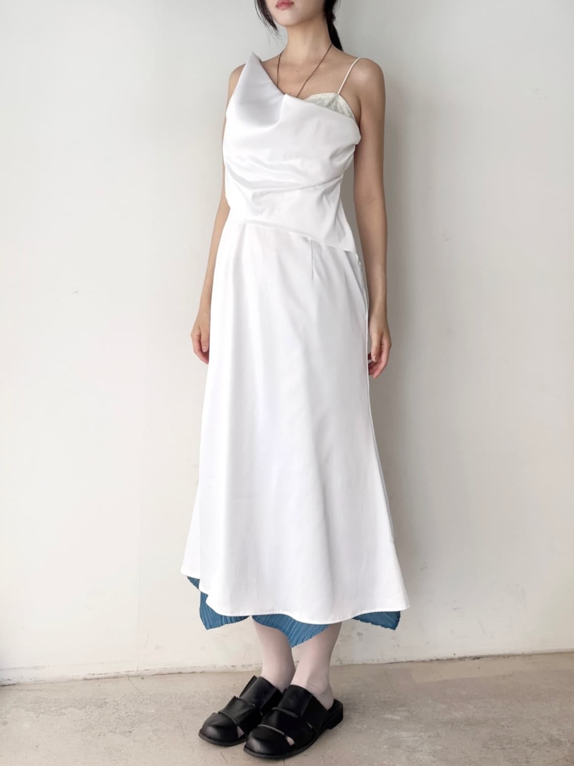 Slip evening unbal ops / white 상품이미지4