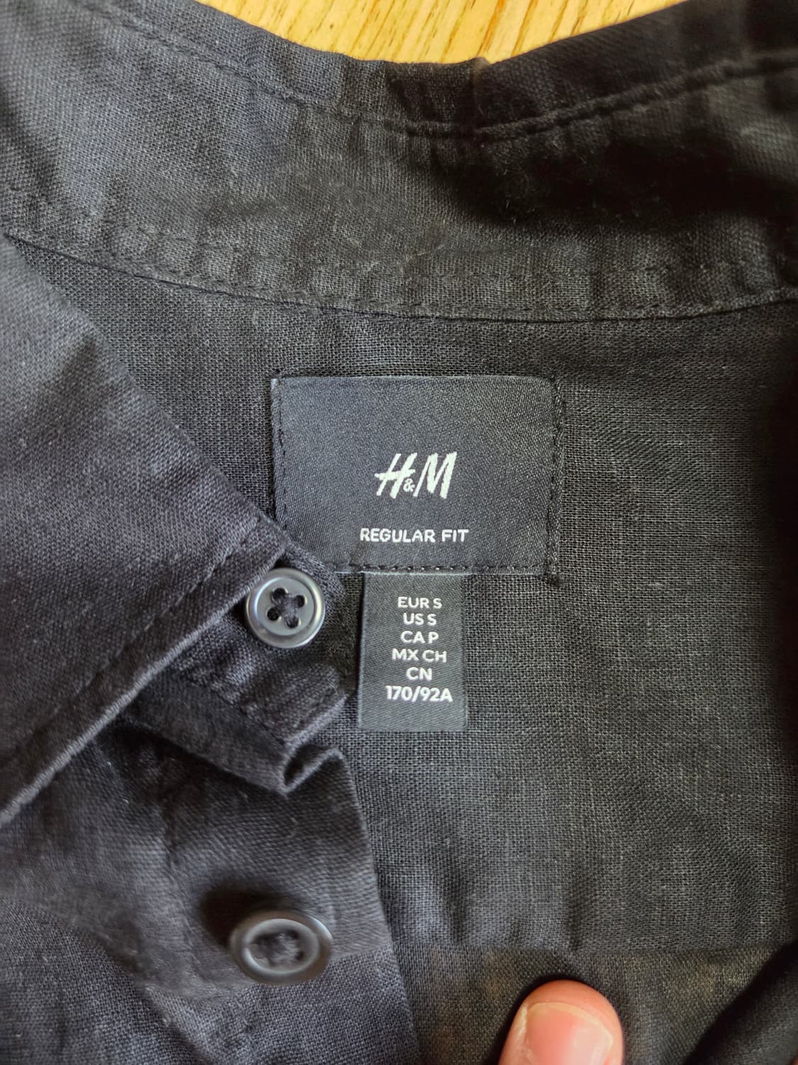 H&M 검정 셔츠 상품이미지3