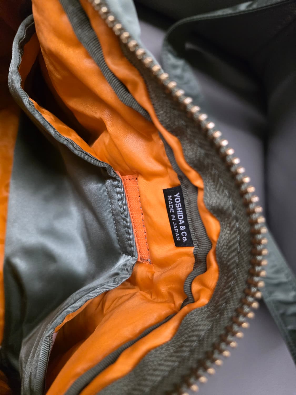 요시다포터 탱커 숄더백 라지 상품이미지2