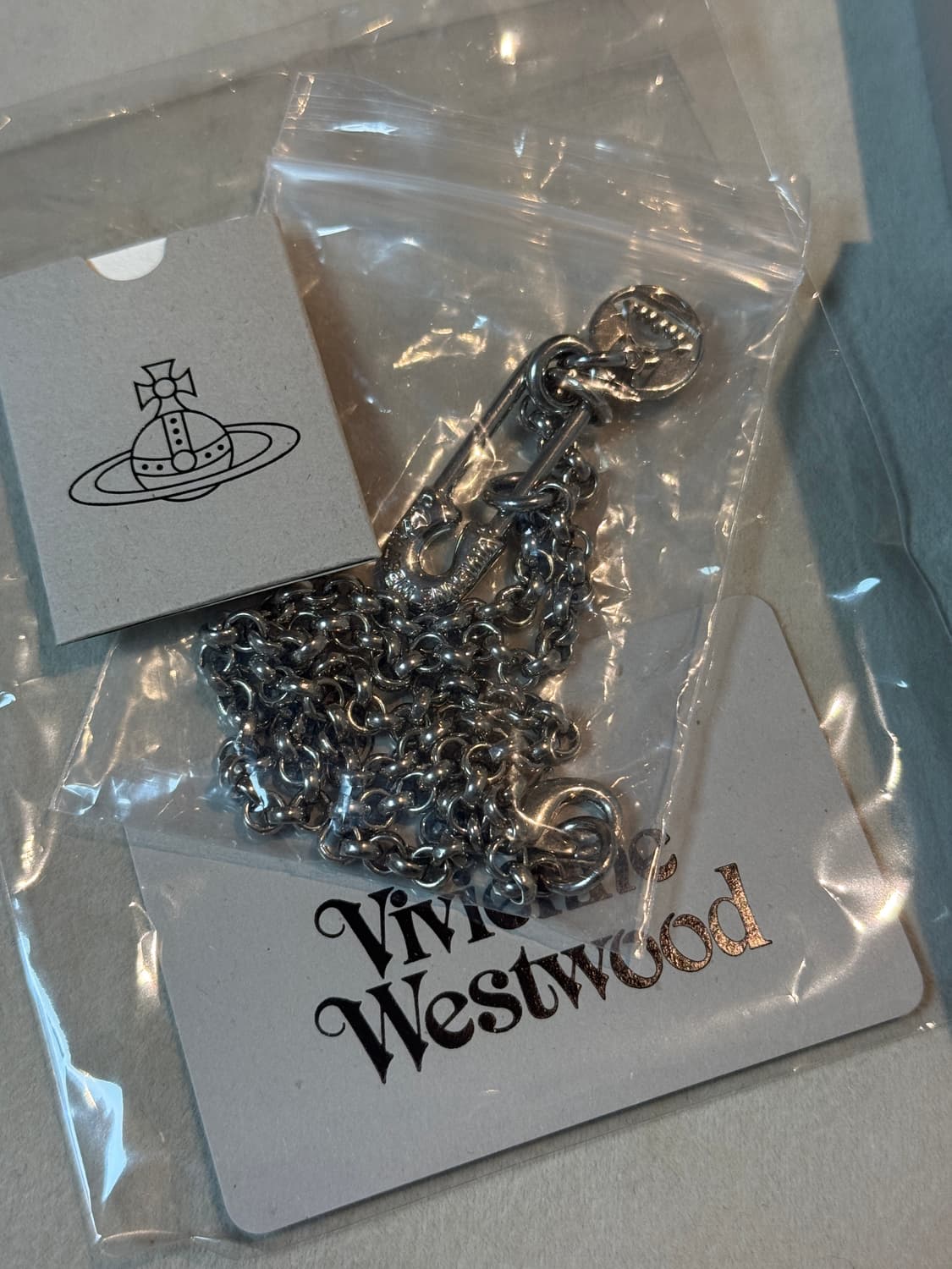 비비안 웨스트우드 이모진 목걸이 Vivienne Westwood 홍은채  상품이미지2