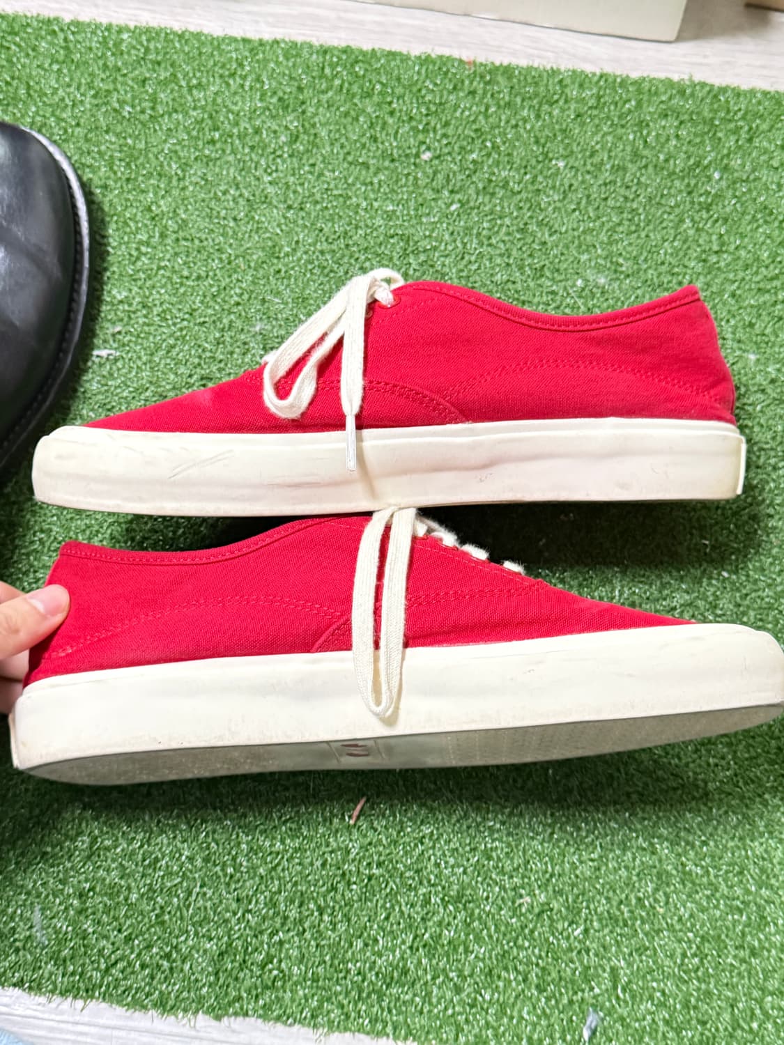 그라퍼리즈 아케이드 레드 260 상품이미지4