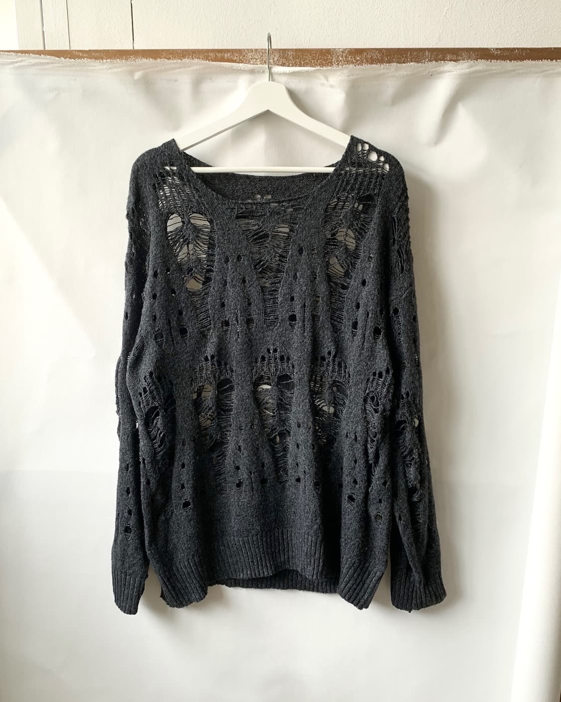 [MANFINITY] distressed oversized knit sw 상품이미지1