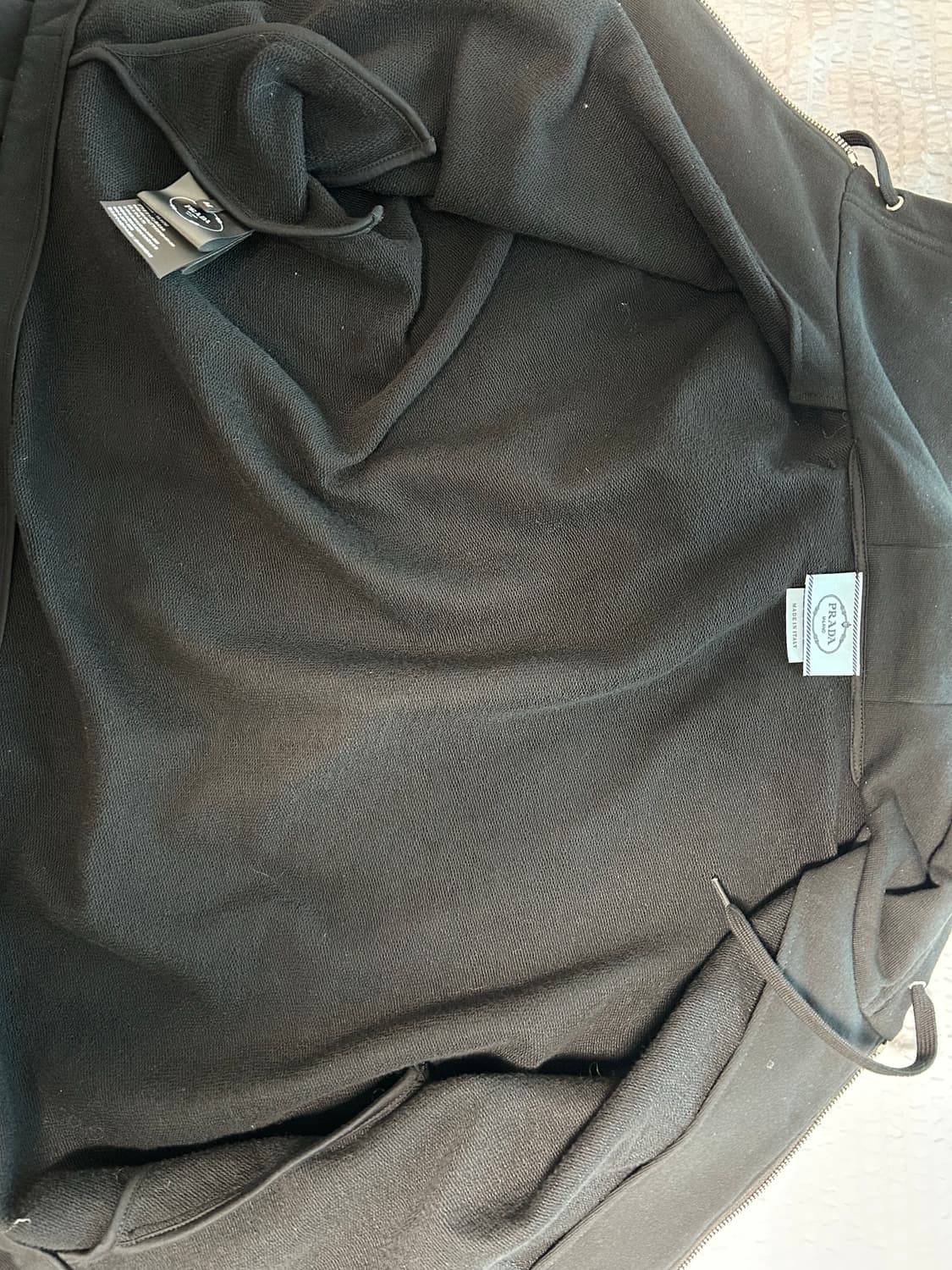 프라다 삼각로고 블랙 후드 자켓 138590 R212 11LN (M) 상품이미지10