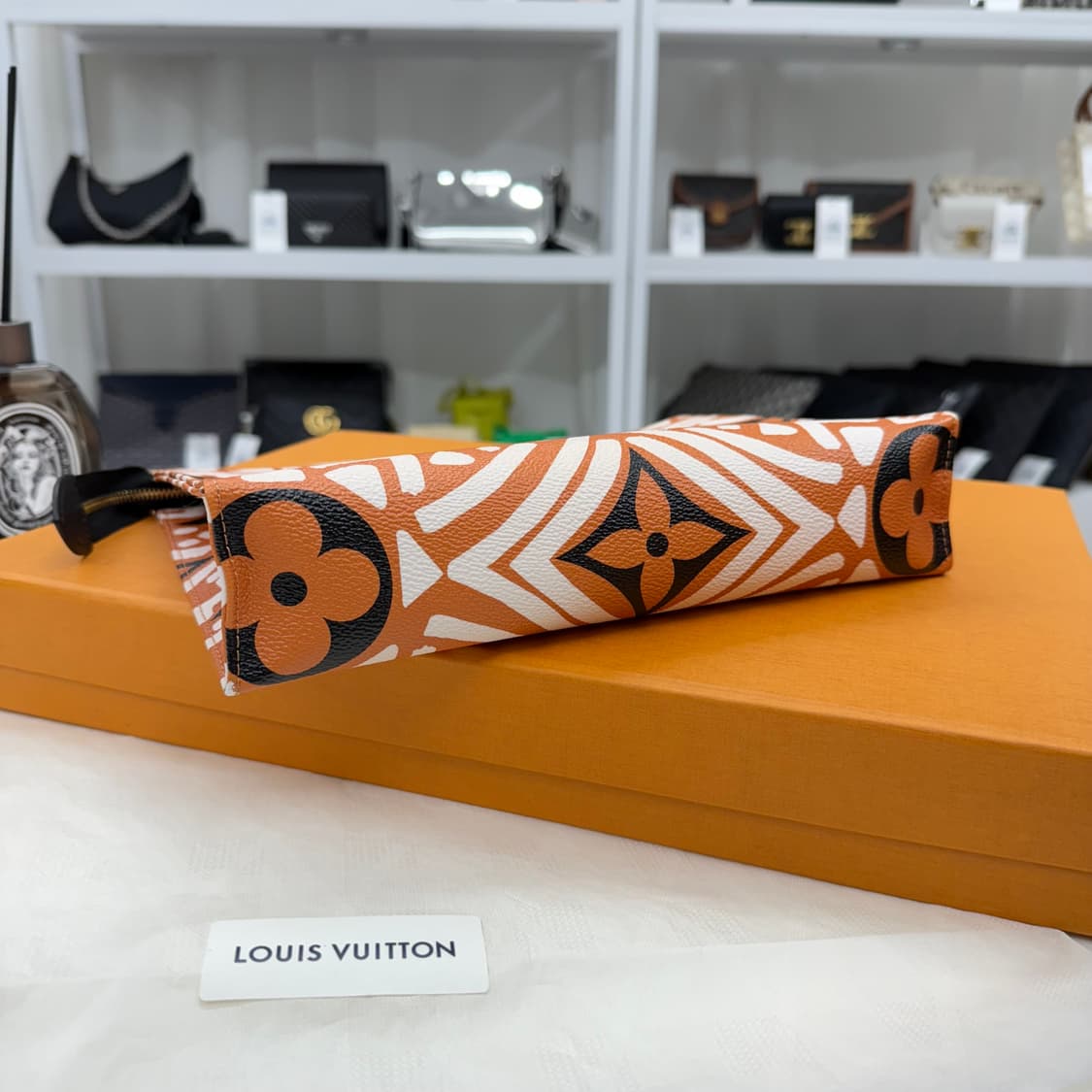 [유일 매물] 루이비통 토일렛 26 클러치 카라멜 크림 상품이미지5