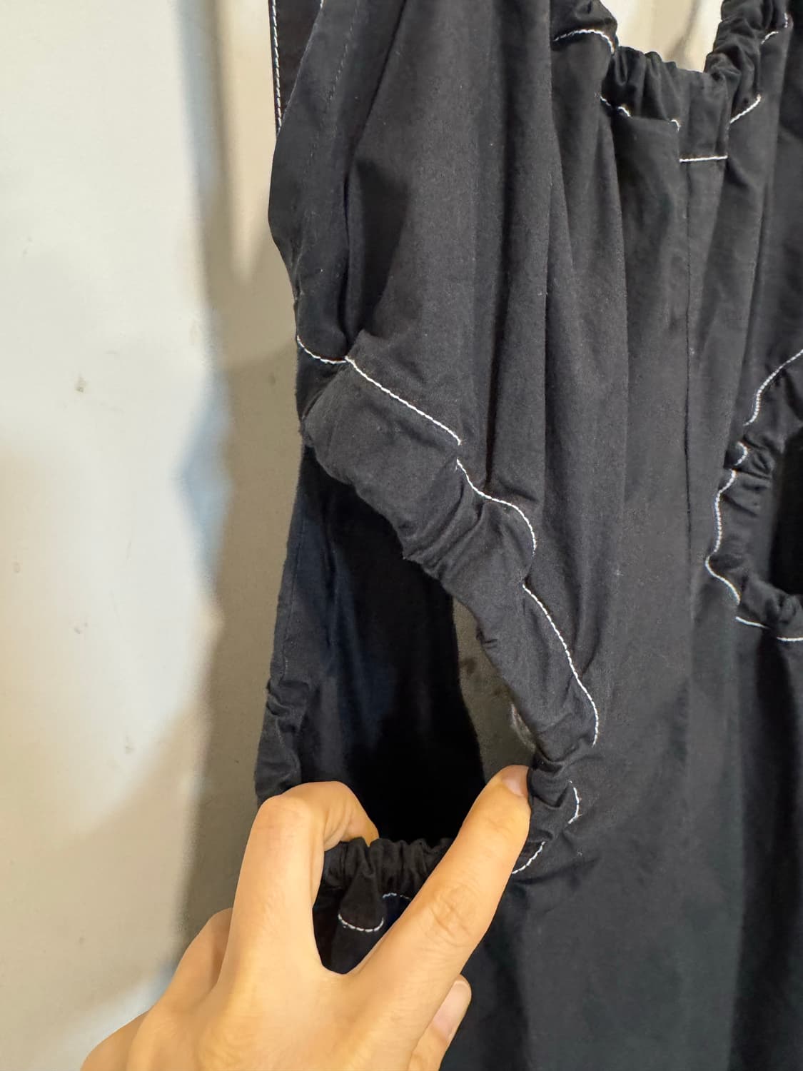 the ilma 더일마 사이드훌 원피스 상품이미지3