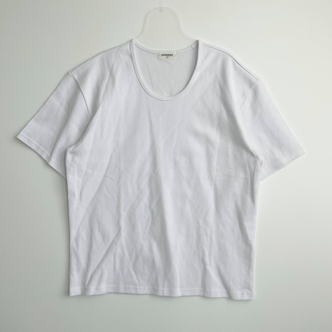 A2 자바나스 화이트 U넥 반팔 티셔츠 XL사이즈 상품이미지1