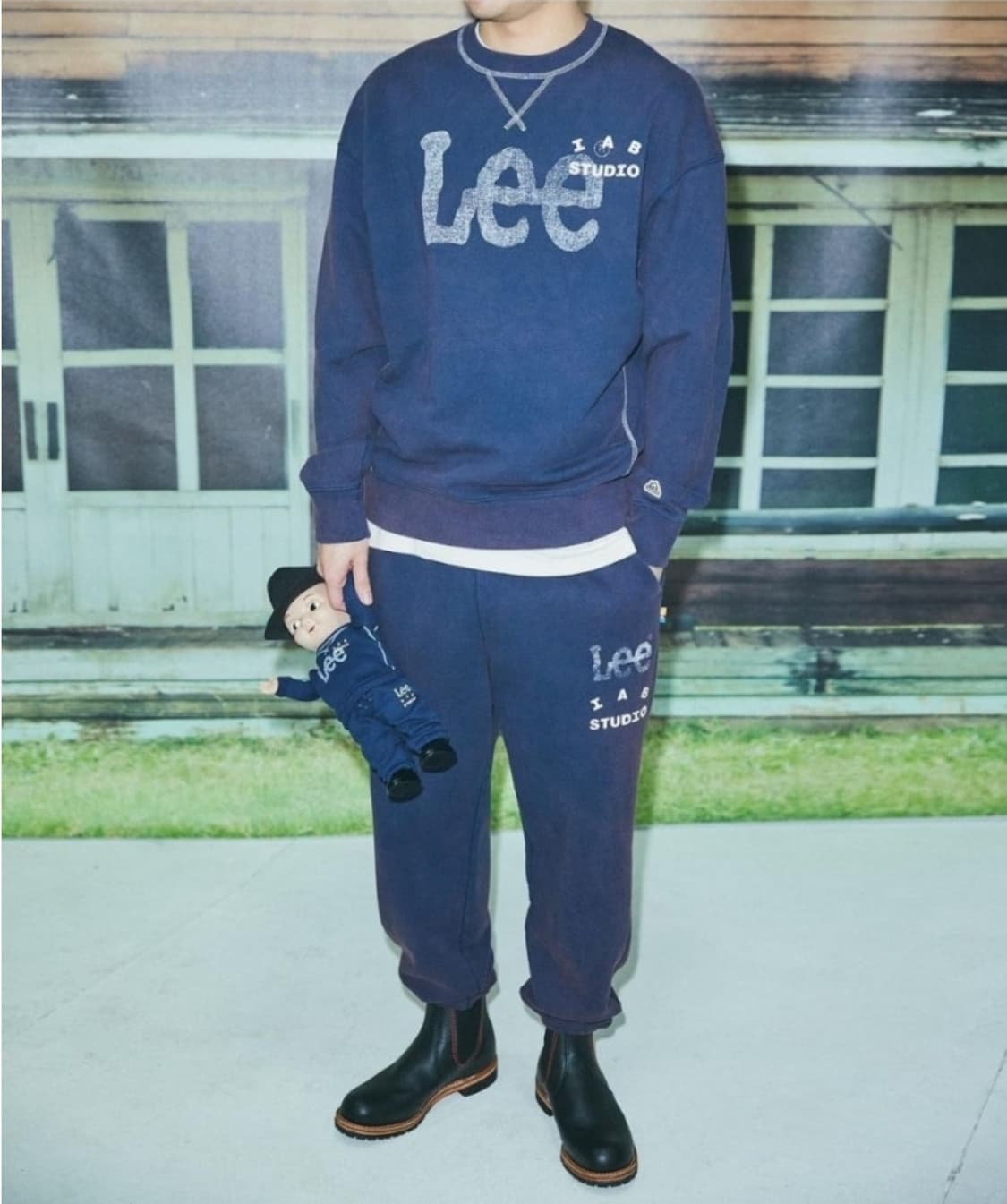 LEE x 아이앱(IAB) 콜라보 맨투맨 상품이미지6