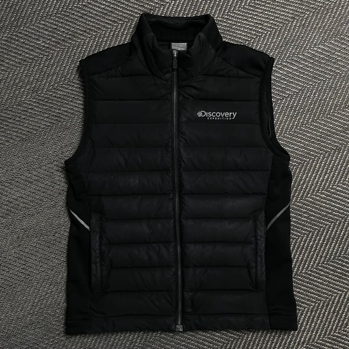 디스커버리 마운틴 구스다운 경량 패딩 베스트o 5140 상품이미지1