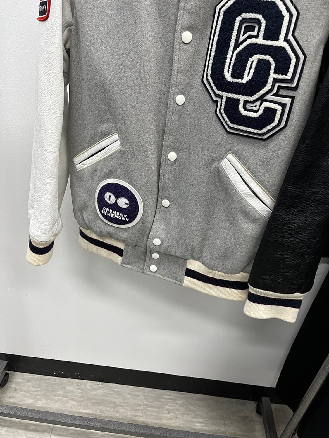 여) 오프닝세레모니 레더 바시티 자켓  상품이미지2