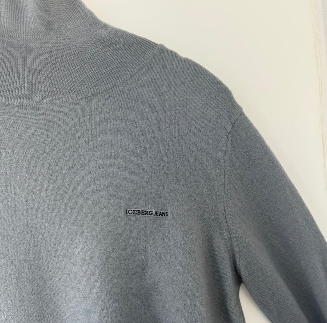 [Italy] 아이스버그 진스(Iceberg Jeans)  로고 자수 터 상품이미지3