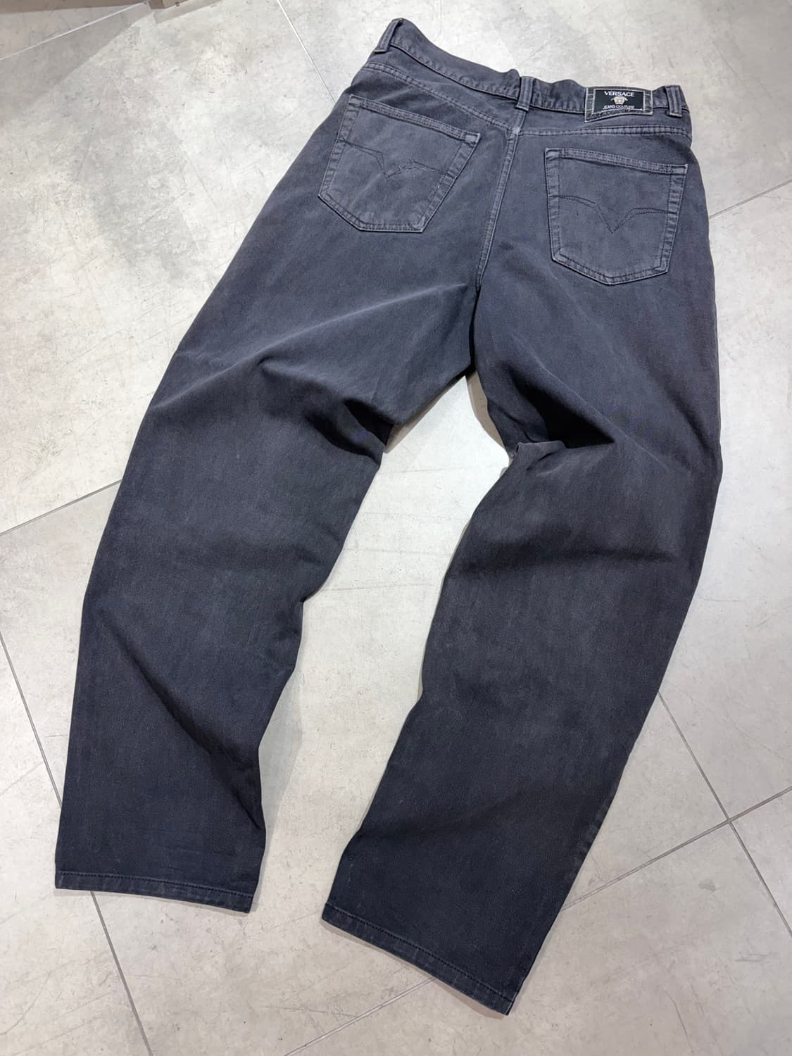 00s 베르사체 versace jeans couture 흑청 데님팬츠 상품이미지5