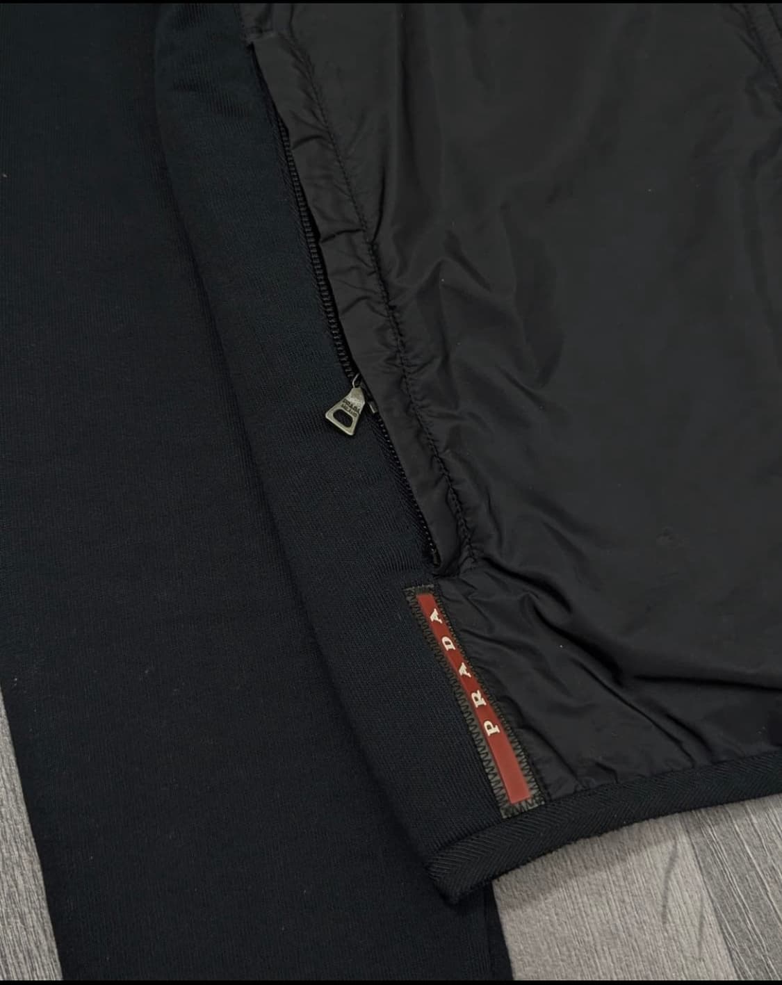 프라다 스포츠 집업 상품이미지2