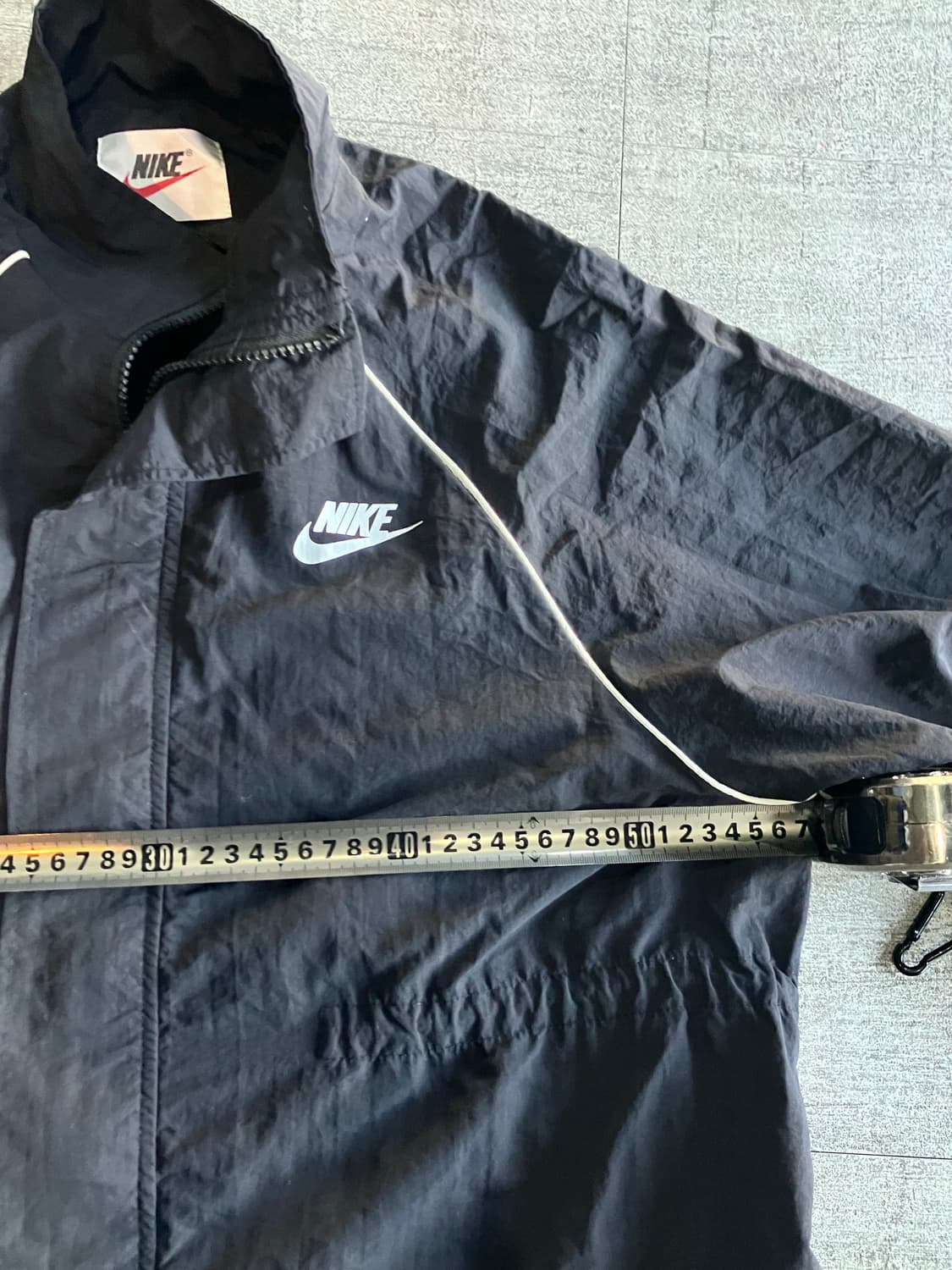 Nike 나이키 올드스쿨 nsw스우시로고 아방핏 바람막이롱자켓 상품이미지2