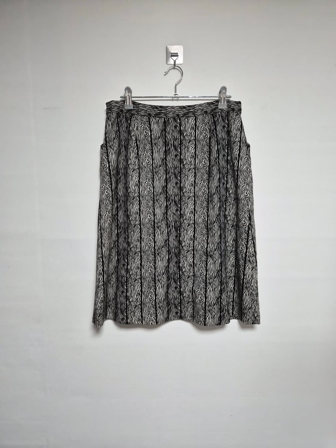 베르수스Versus 기하학 패턴스커트 46사이즈 P-134 상품이미지2