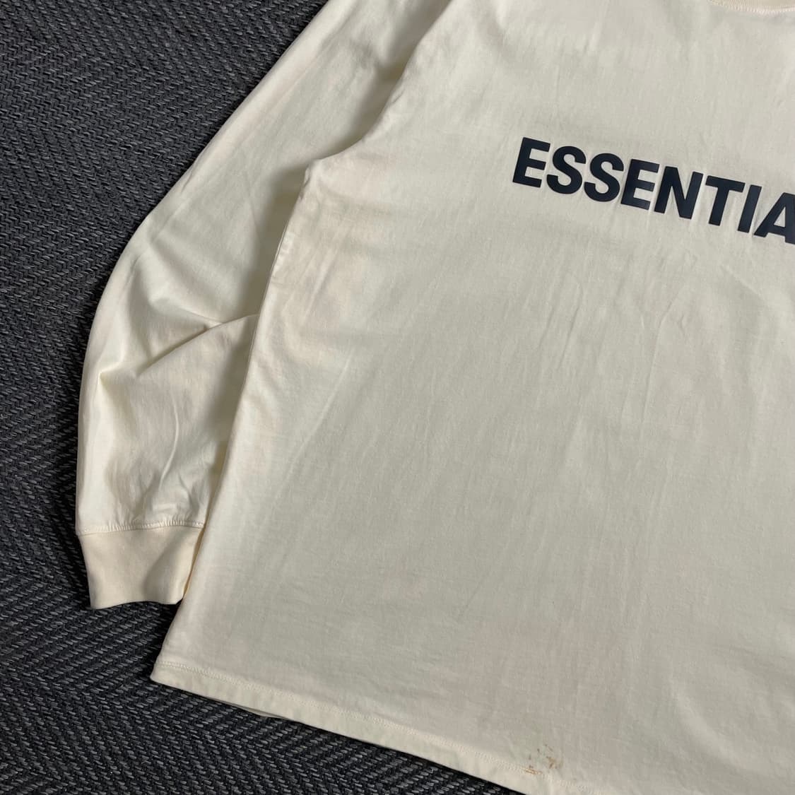 피어오브갓 에센셜 빅로고 박시핏 롱 슬리브y 4273 상품이미지4