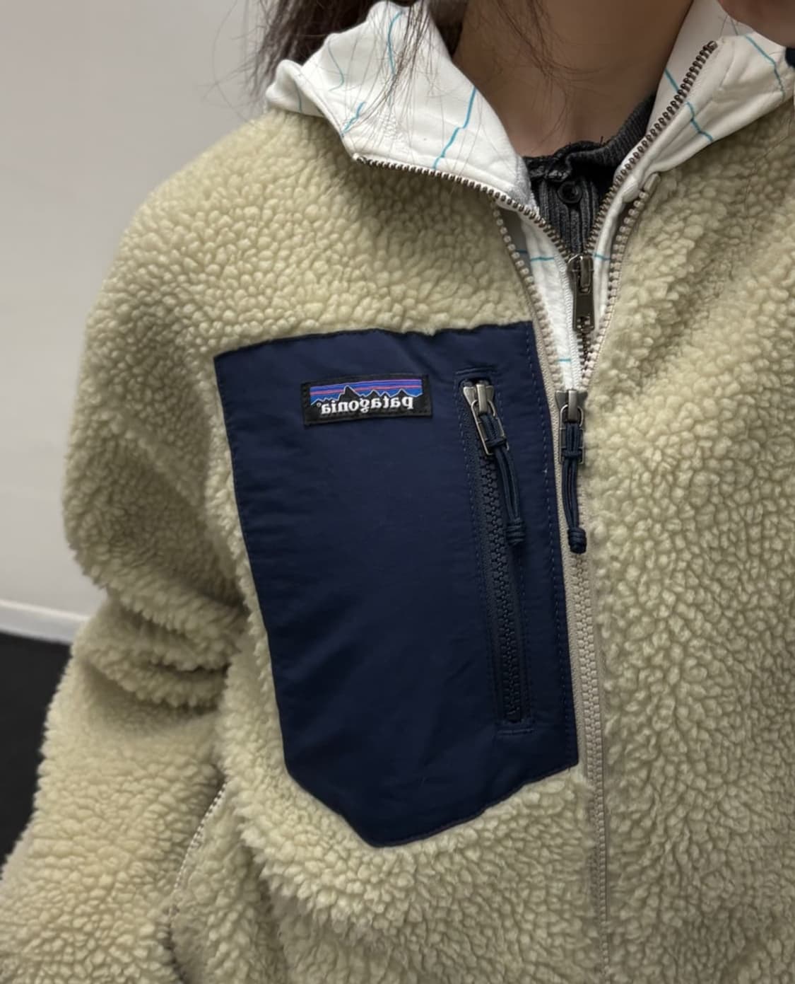 파타고니아 레트로X 베이지 후리스 자켓 상품이미지3