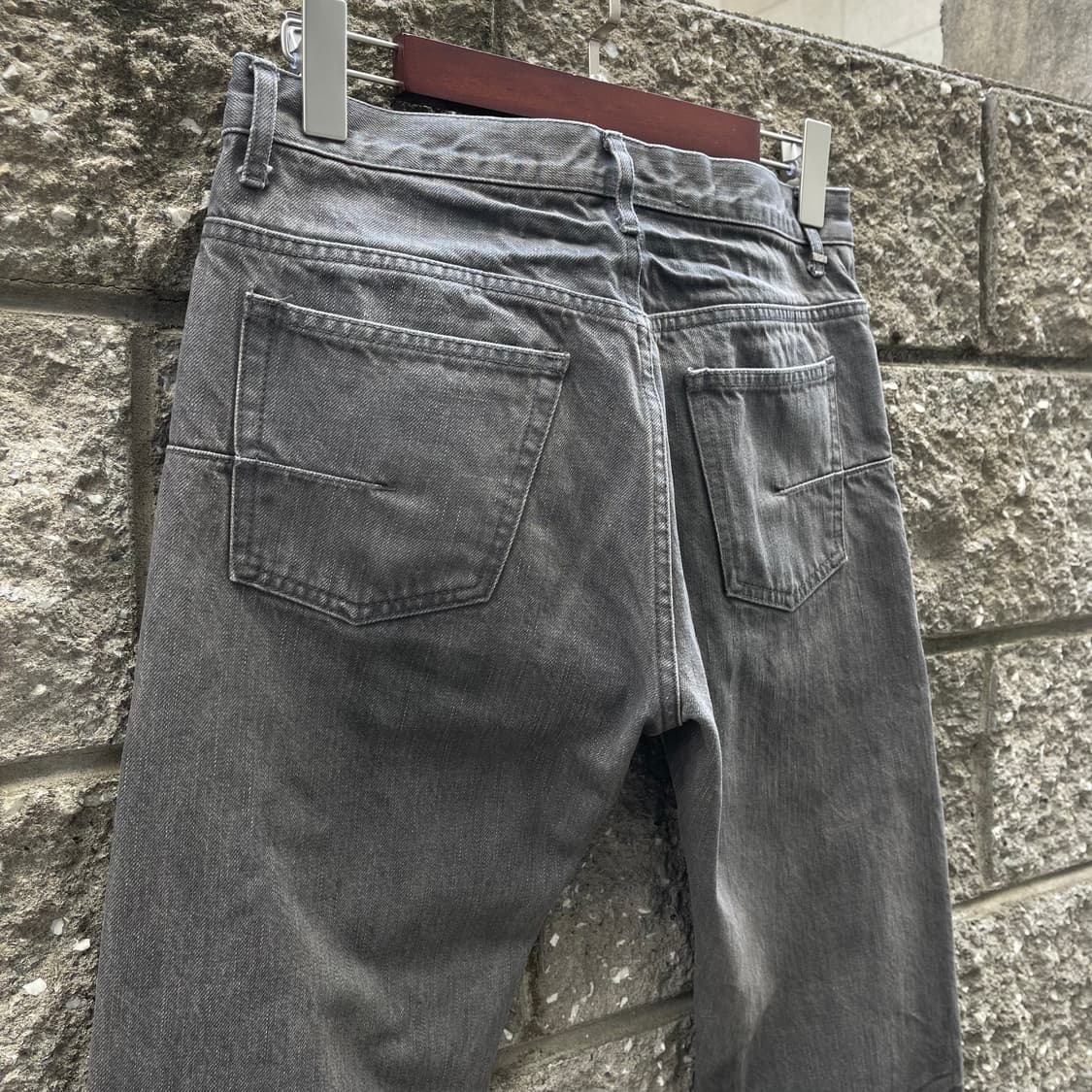 [30] Dior Homme 아카이브 코팅 데님 팬츠 상품이미지3