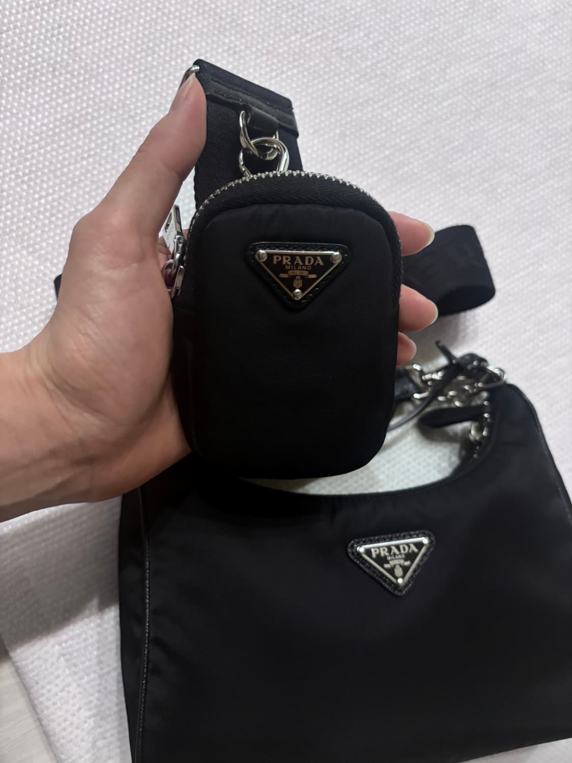 [정품] 새상품 급 프라다 리나일론 테수토 체인 호보백 풀박 상품이미지10