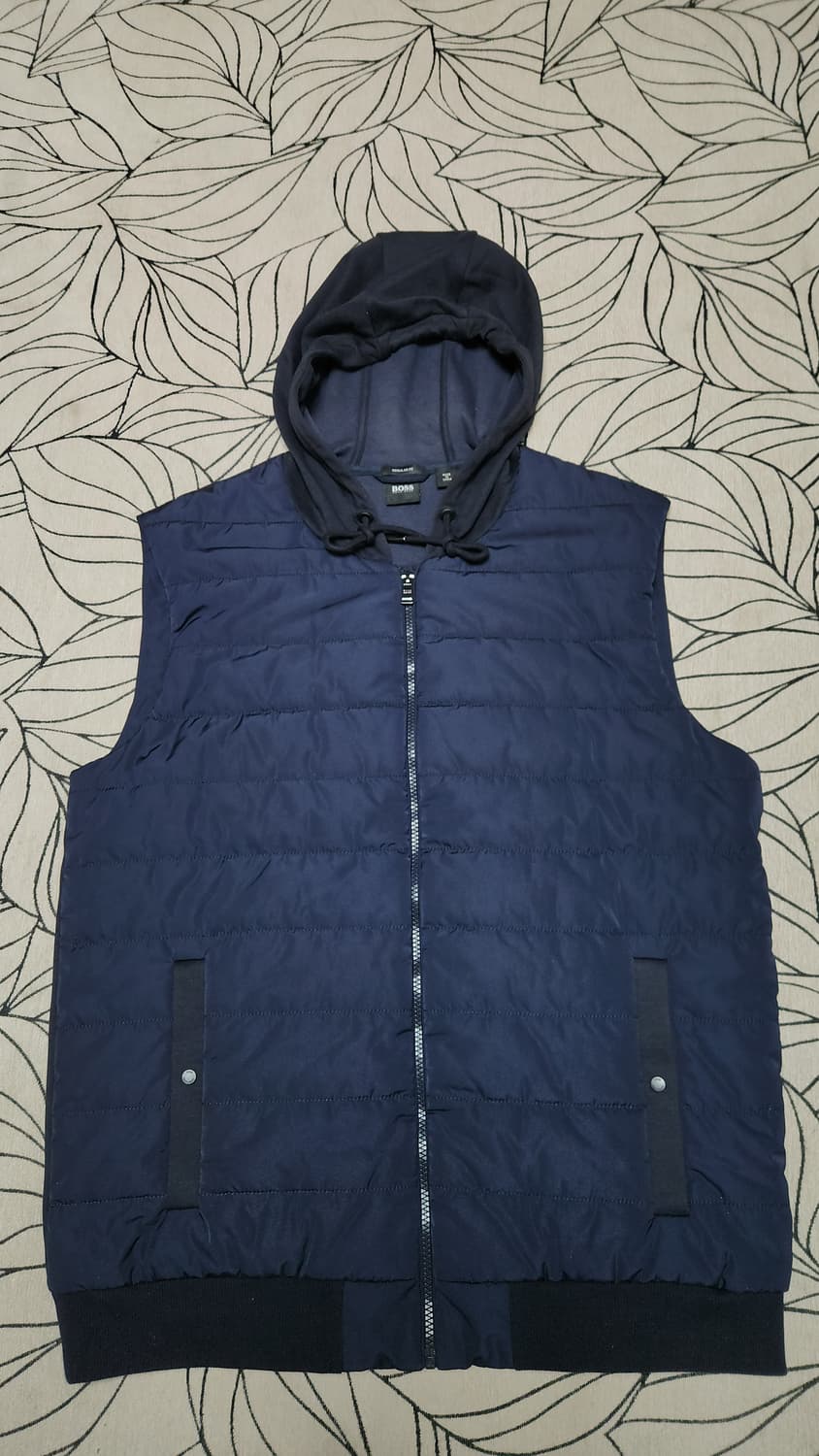 휴고보스 남성 후드 패딩 조끼 네이비 XL 110 상품이미지1