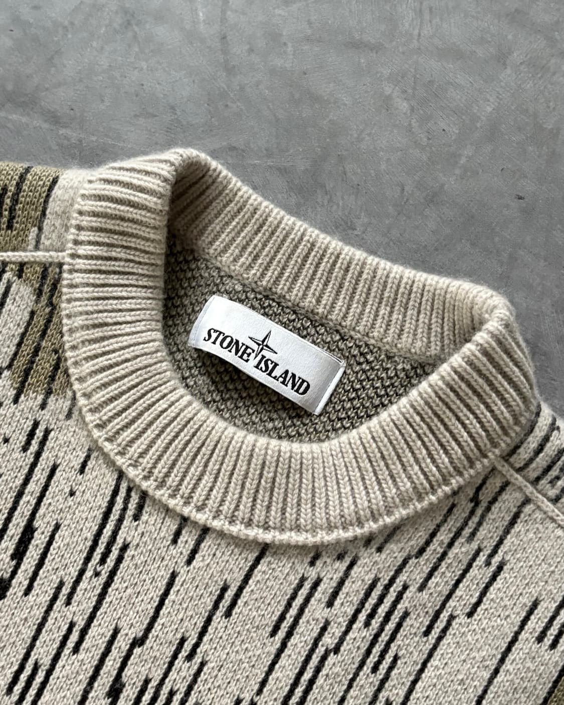 Stone Island 스톤아일랜드 21FW 레인 카모 와펜 니트 상품이미지5