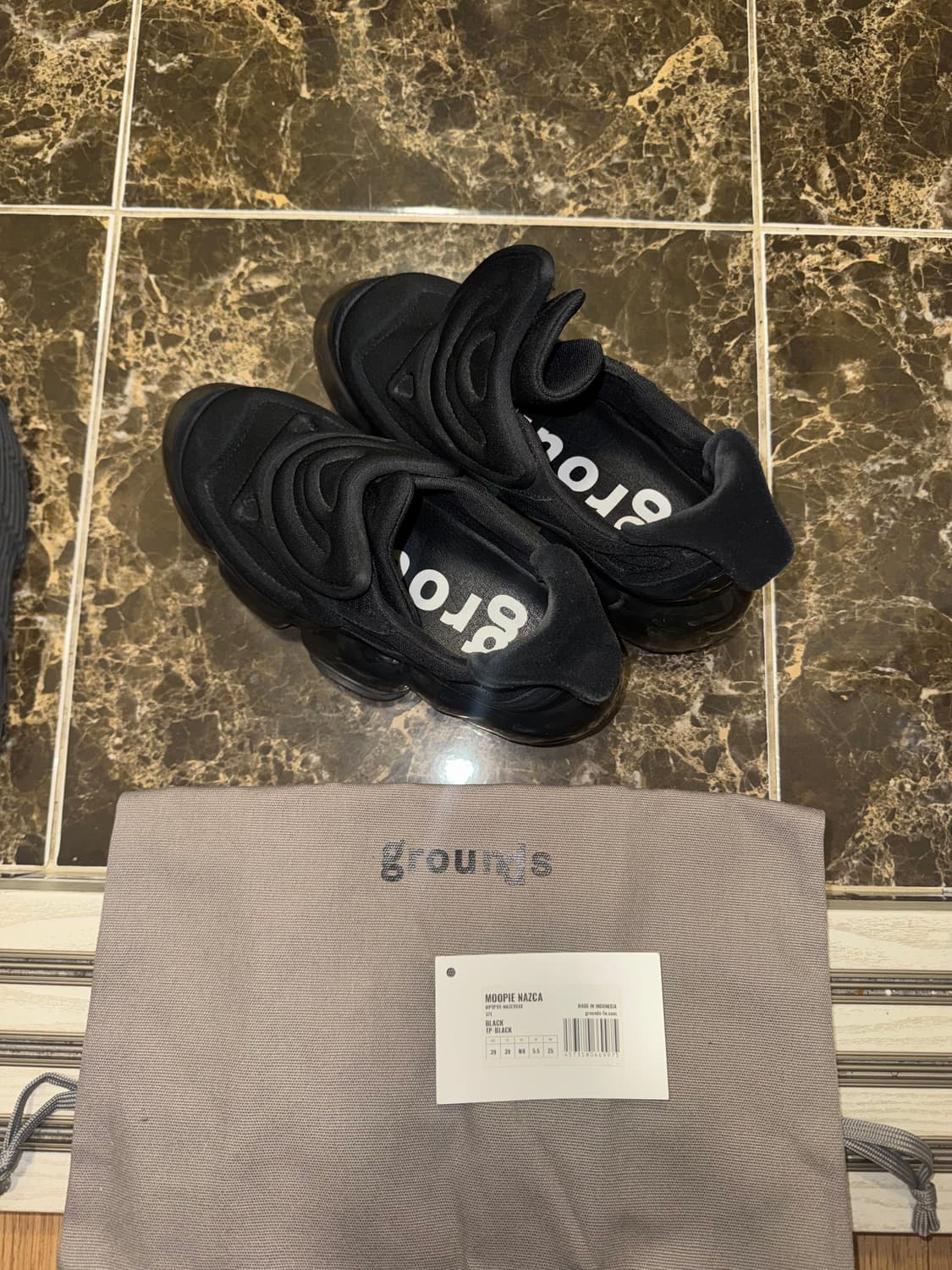 grounds 그라운즈 MOOPIE NAZCA 블랙 39/250 상품이미지2