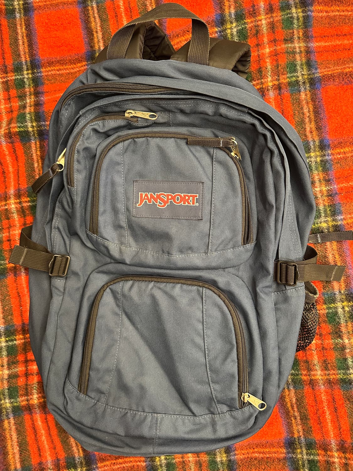 잔스포츠의 네이비 색상 백팩 상품이미지2