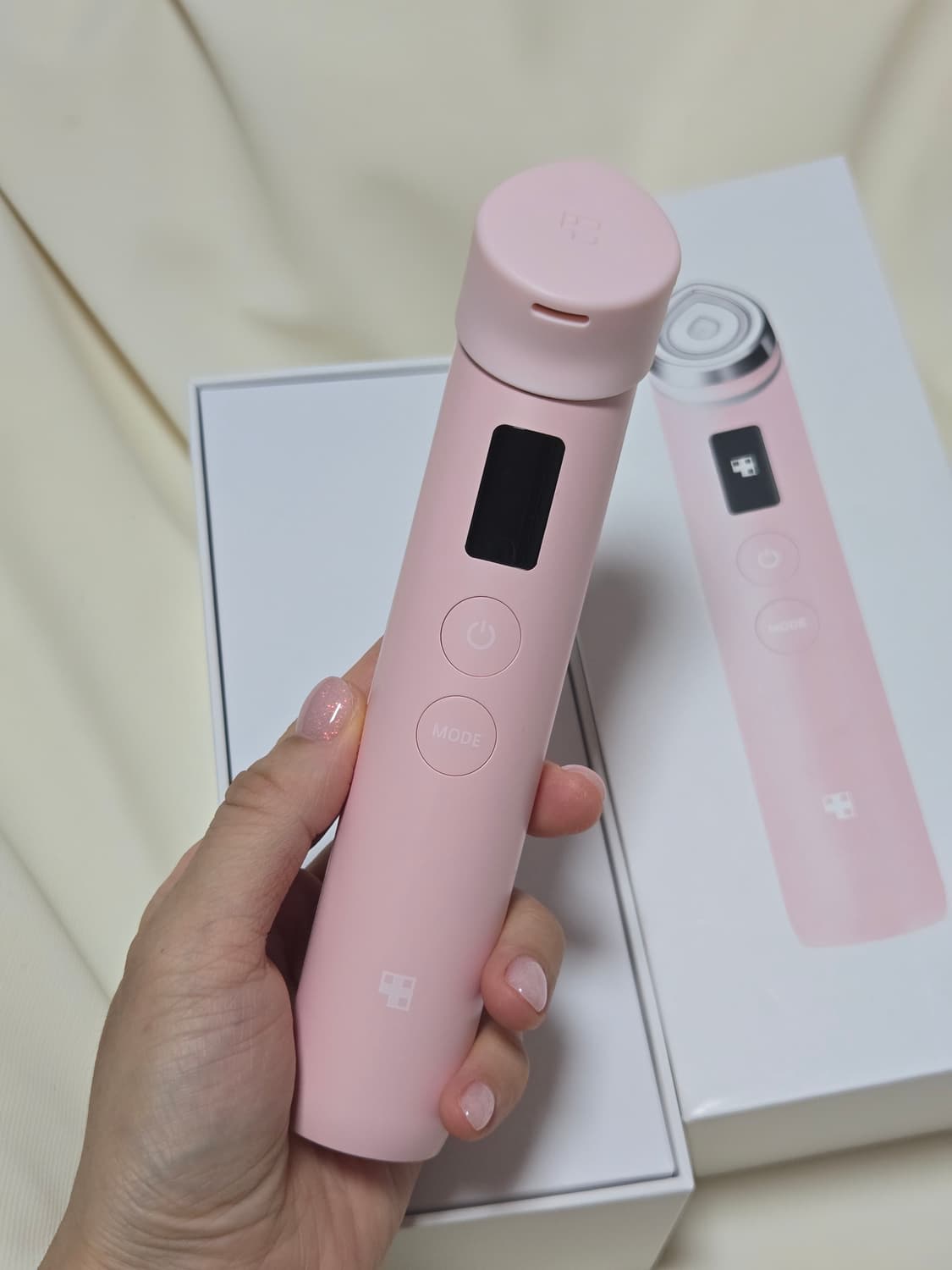 메디큐브 에이지알 부스터프로 핑크 상품이미지2