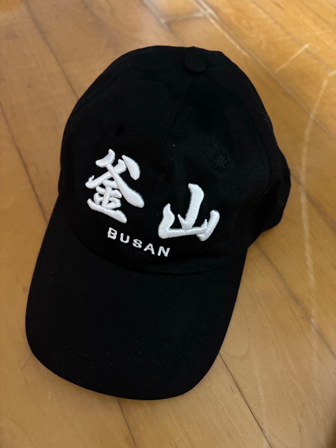 다크룸 부산 볼캡 상품이미지1