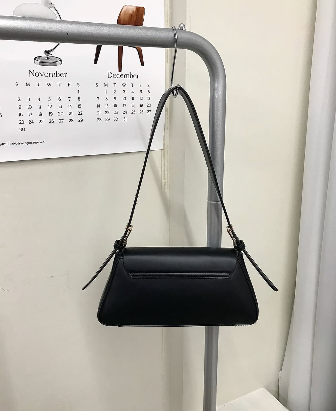 자라 레더 블랙 숄더백 가방 상품이미지4