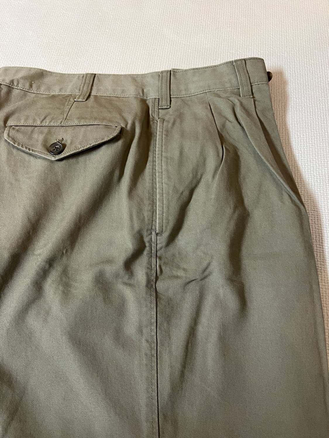 무료배송 - 1회착용 유니클로 U 투턱 와이드팬츠(올리브) 36 상품이미지7