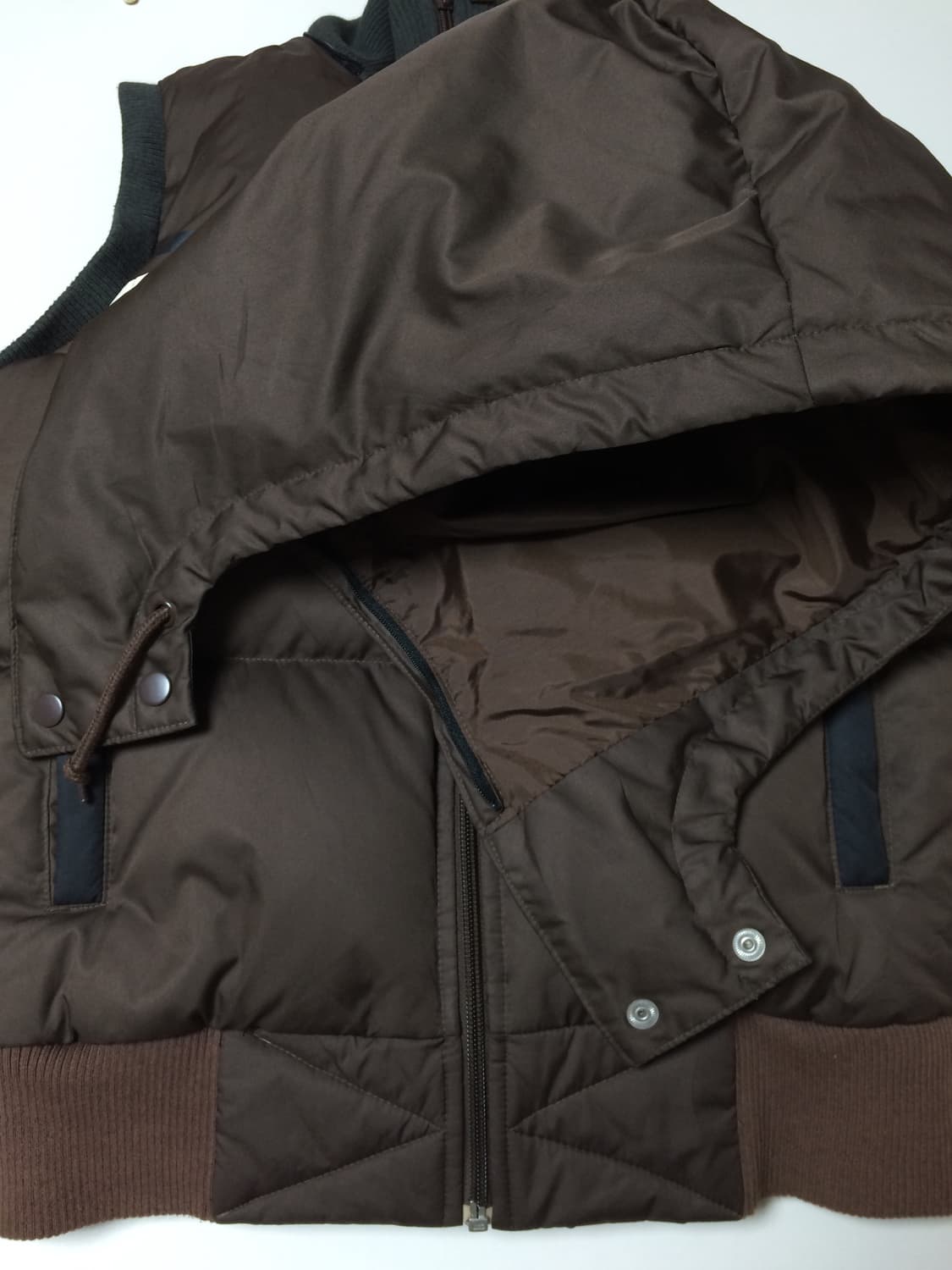 아디다스 브라운 패딩 조끼 +모자 상품이미지2