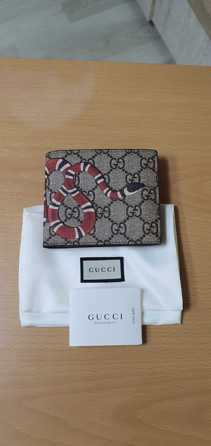 구찌 스네이크 코인 지갑/반지갑 새상품급 정품(감정O) 상품이미지1