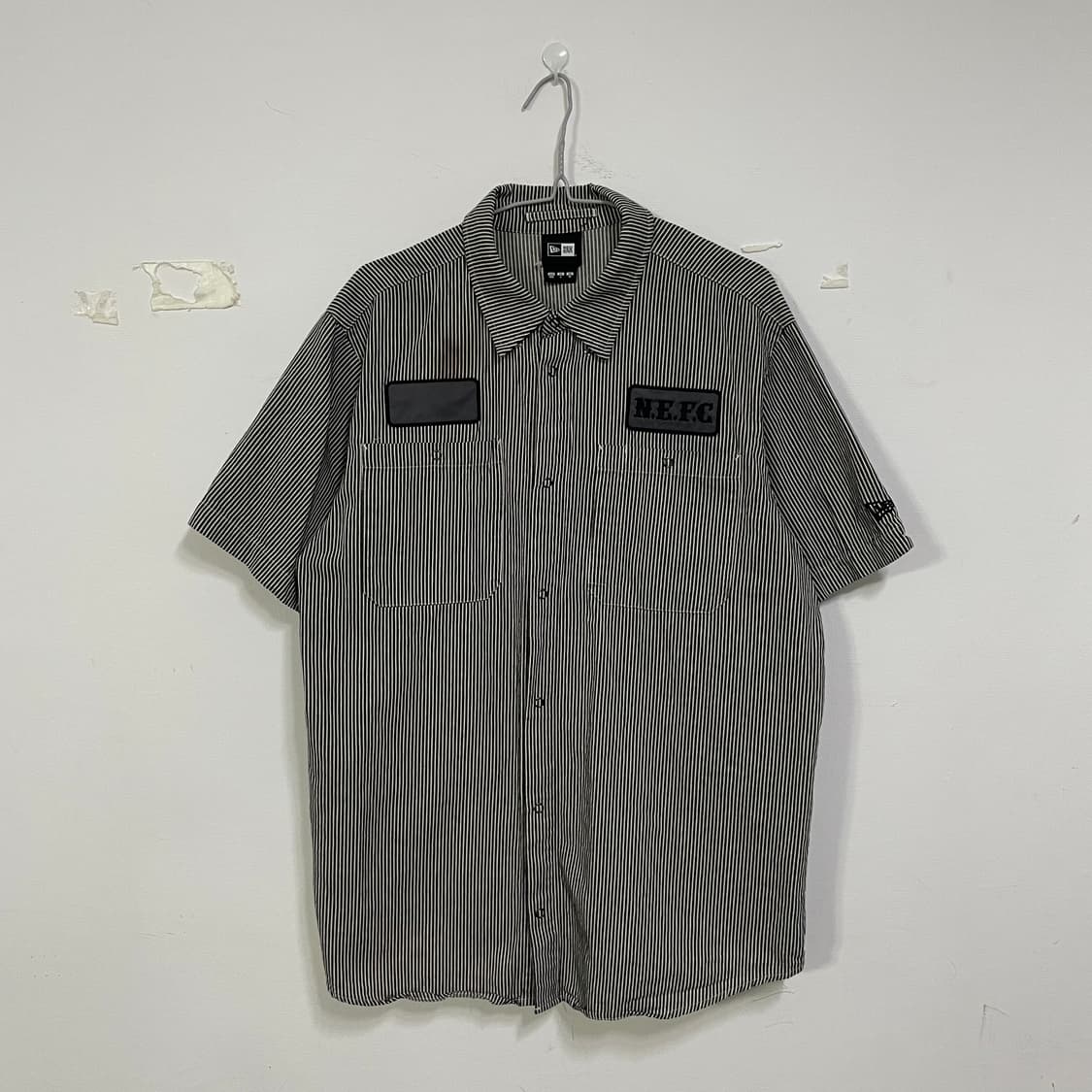 뉴에라 스트라이프 반팔 셔츠 상품이미지1