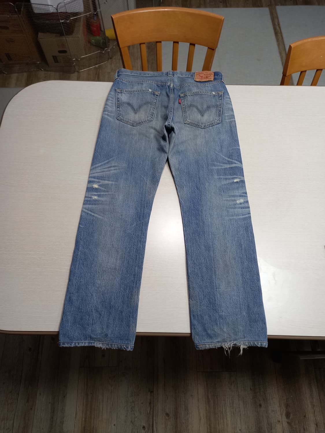 32 08's 리바이스501 데미지워싱 일자진 32-377 상품이미지2