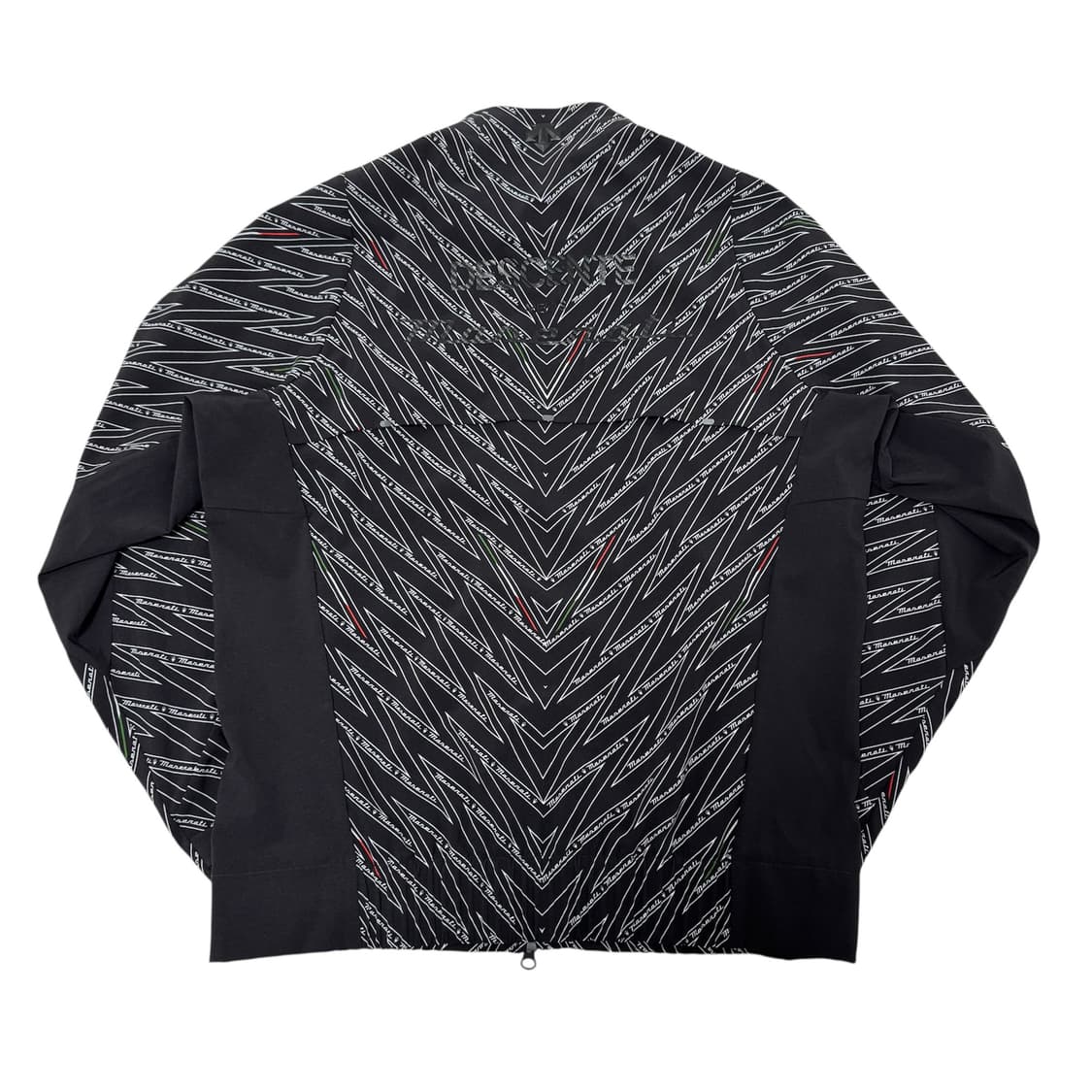 데상트 X 마세라티 골프 홑겹 윈드 브레이커 상품이미지6