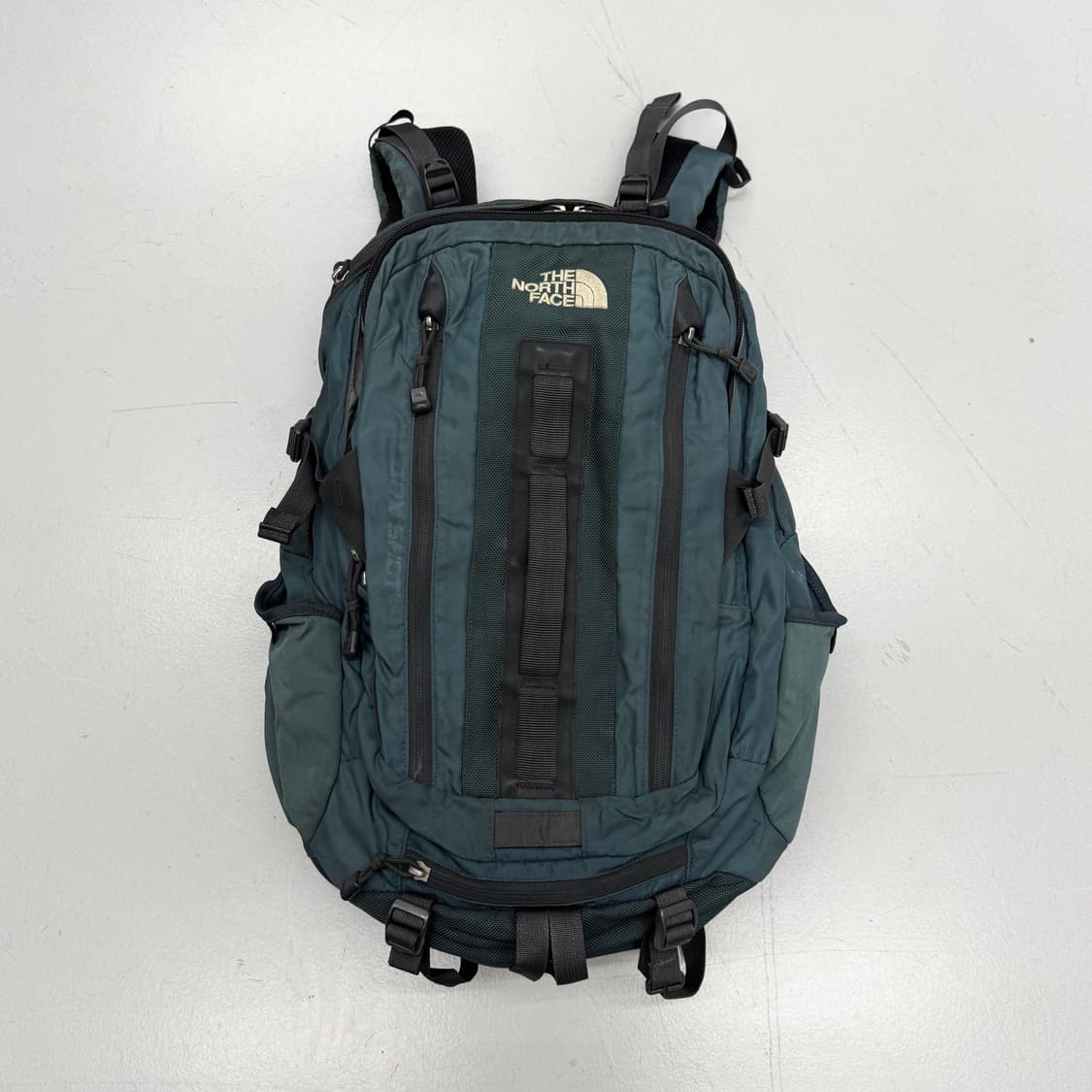노스페이스 고프코어 청록색 테크니컬 백팩 상품이미지2